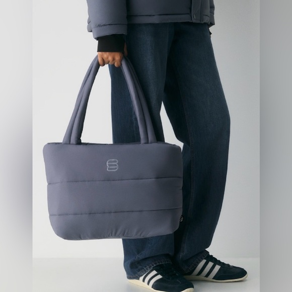 Aritzia Handbags - Aritzia The Super Puff Smaller Tote Bag - cliMATTE - Vintage Navy